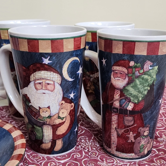 Vintage Certified International Set 4 Holiday Plates and 4 Christmas Santa Mugs - Picture 15 of 16